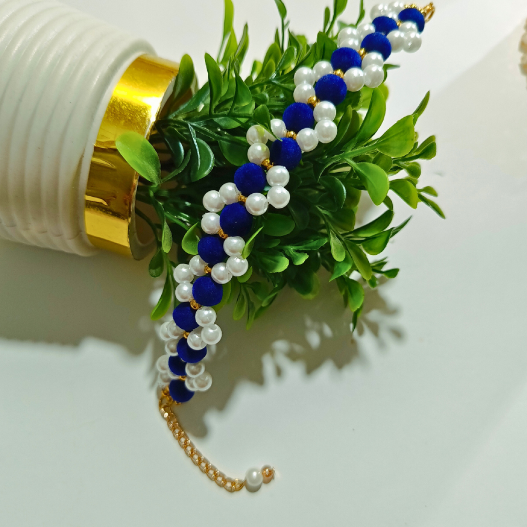Classy Bracelet for Party Wear by CHAMMAQ